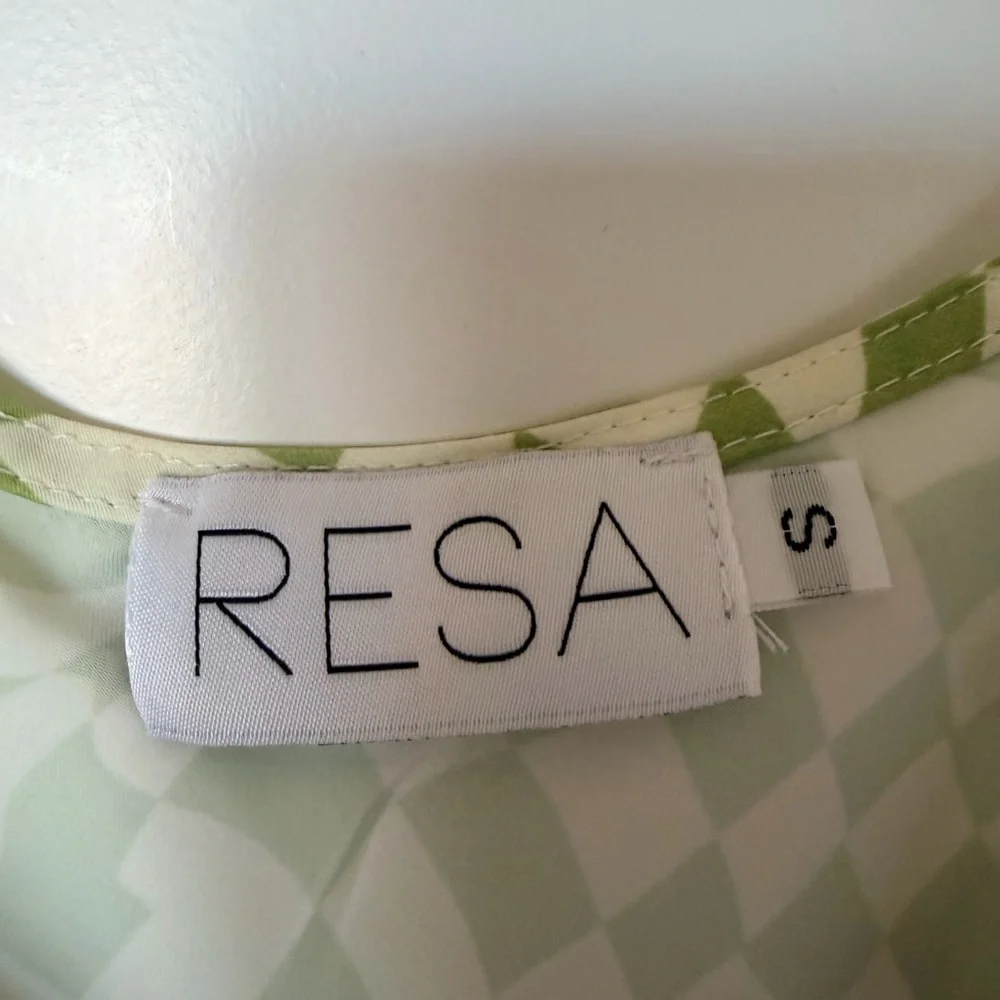 Resa Geometric Pattern Maxi Dress - Picture 4 of 4